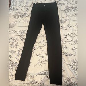 TilYouCollapse High Waisted V Cut Booty Scrunch Black Leggings